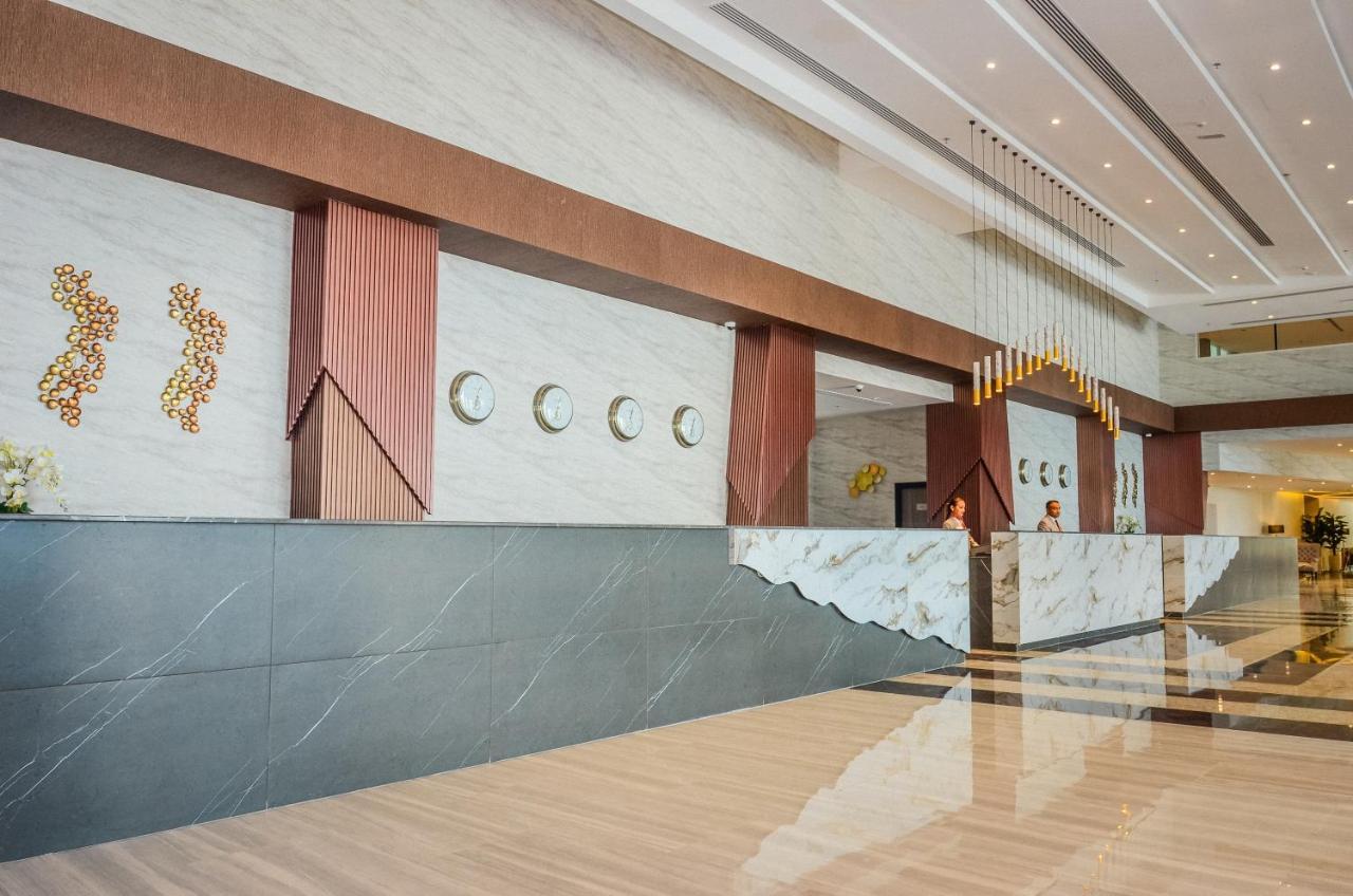Vogo Grand Hotel Formerly Best Western Plus Hotel Dubai Academic City エクステリア 写真