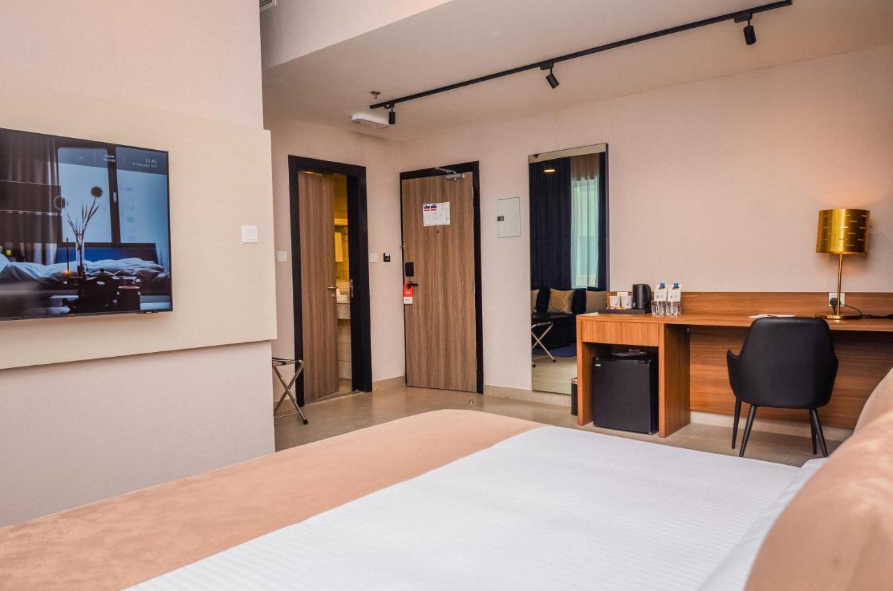 Vogo Grand Hotel Formerly Best Western Plus Hotel Dubai Academic City エクステリア 写真